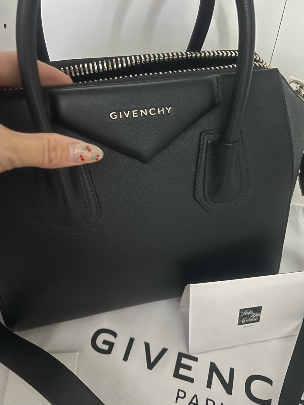 NWT GIVENCHY Leather Antigona Satchel - Black